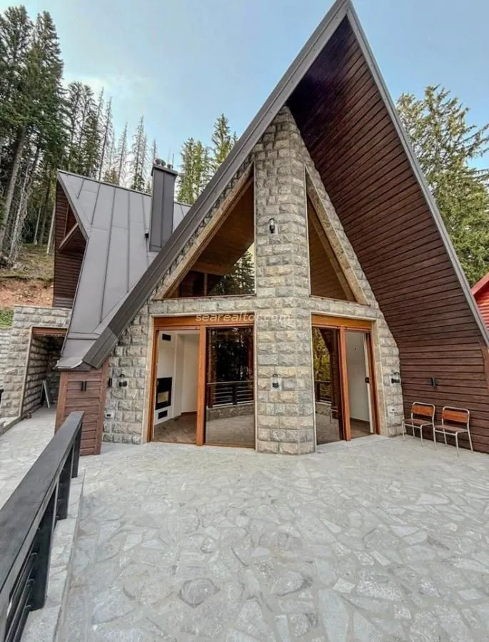 Prodaja, kuća, 160m², Žabljak, Crna Gora