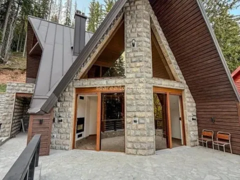 Prodaja, kuća, 160m², Žabljak, Crna Gora - image 1