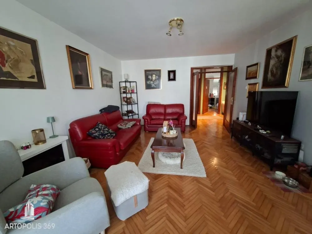 Sale, four bedroom apartment, 115m², Savski Venac, Beograd