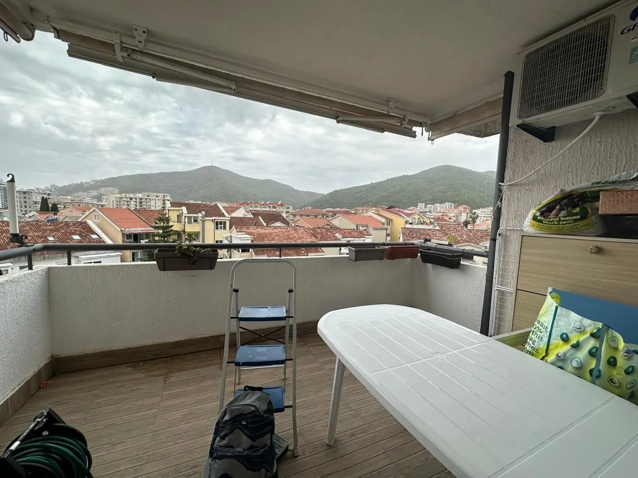 Sale, three bedroom apartment, 104m², Adok, Budva