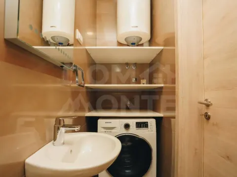 Izdavanje, dvosoban stan, 80m², Tivat, Crna Gora - image 7