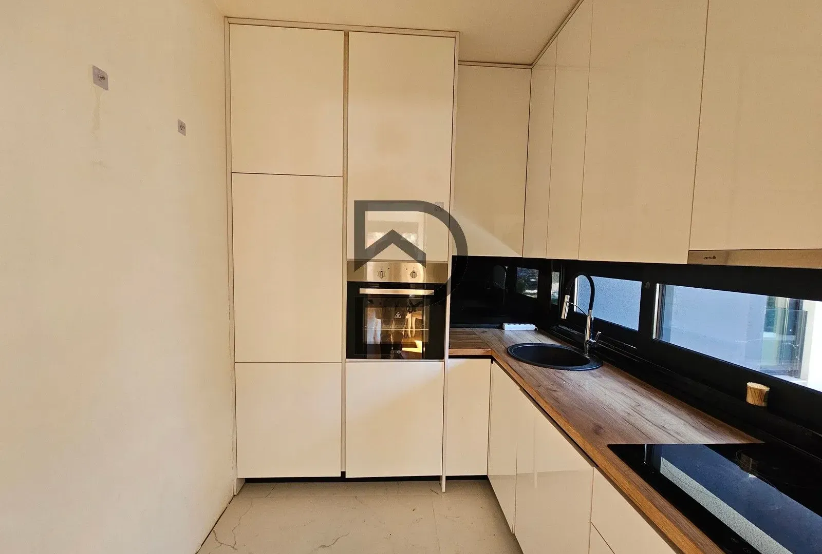 Rent, two bedroom apartment, 100m², Dalmatinska ulica, Podgorica