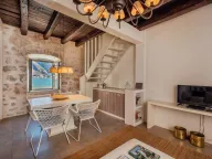 Izdavanje, kuća, 90m², Muo, Kotor - image 8