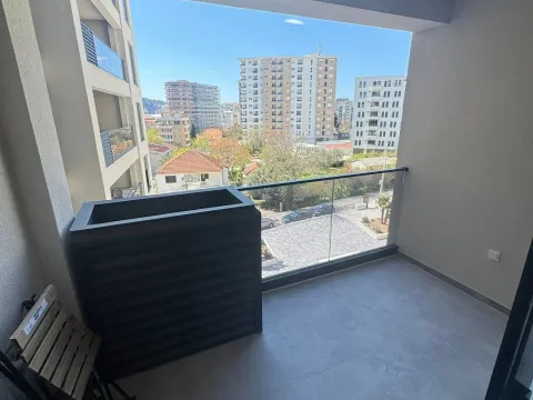 Rent, one bedroom apartment, 53m², Centar, Bar - image 13