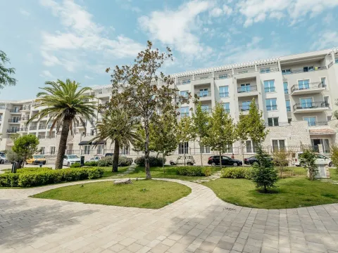 Sale, two bedroom apartment, 100m², Kotor, Crna Gora - image 3
