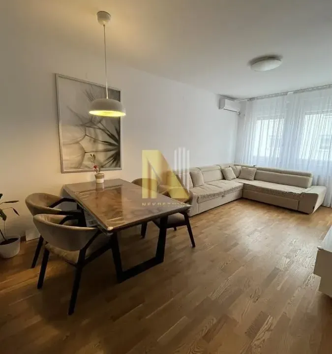 Prodaja, dvosoban stan, 62m², Rotkvarija, Novi Sad Sve Podlokacije