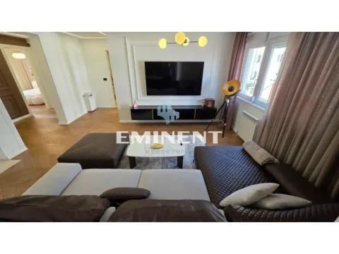 Sale, three bedroom apartment, 116m², Cvetkova Pijaca, Zvezdara Sve Podlokacije - image 2