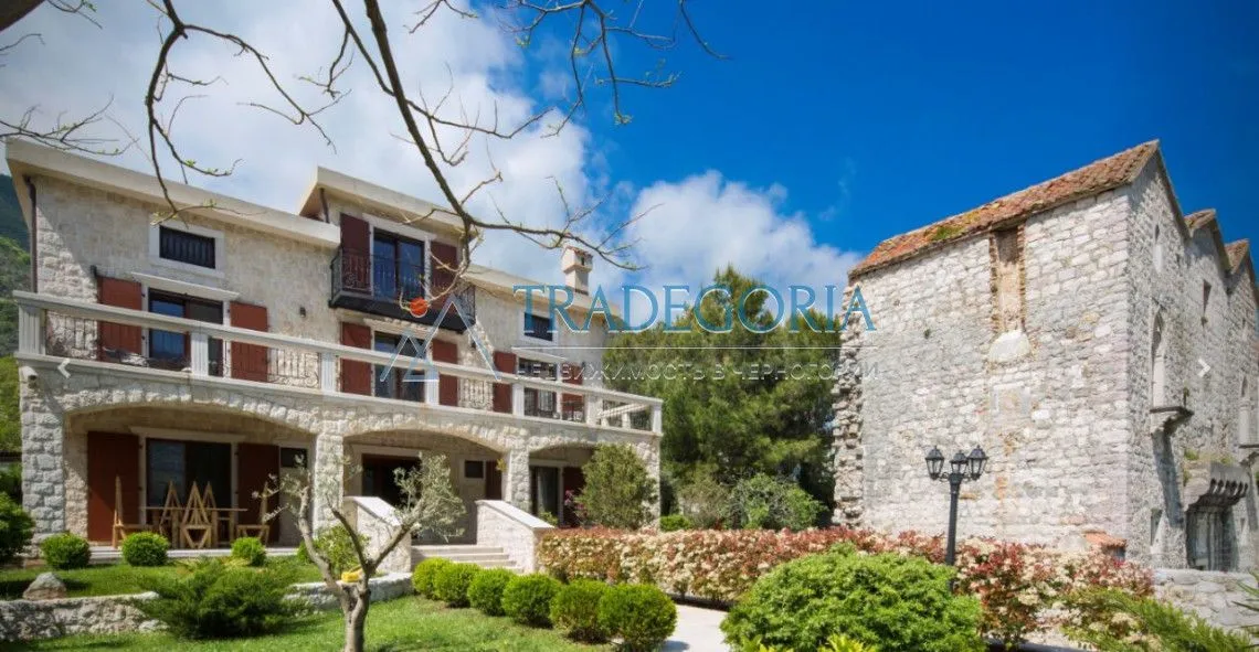 Prodaja, kuća, 497m², Prčanj, Kotor