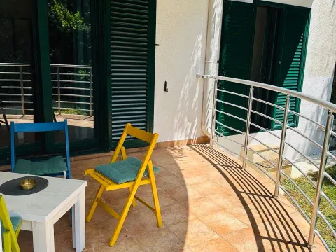 Prodaja, jednosoban stan, 65m², Risan, Kotor - image 5