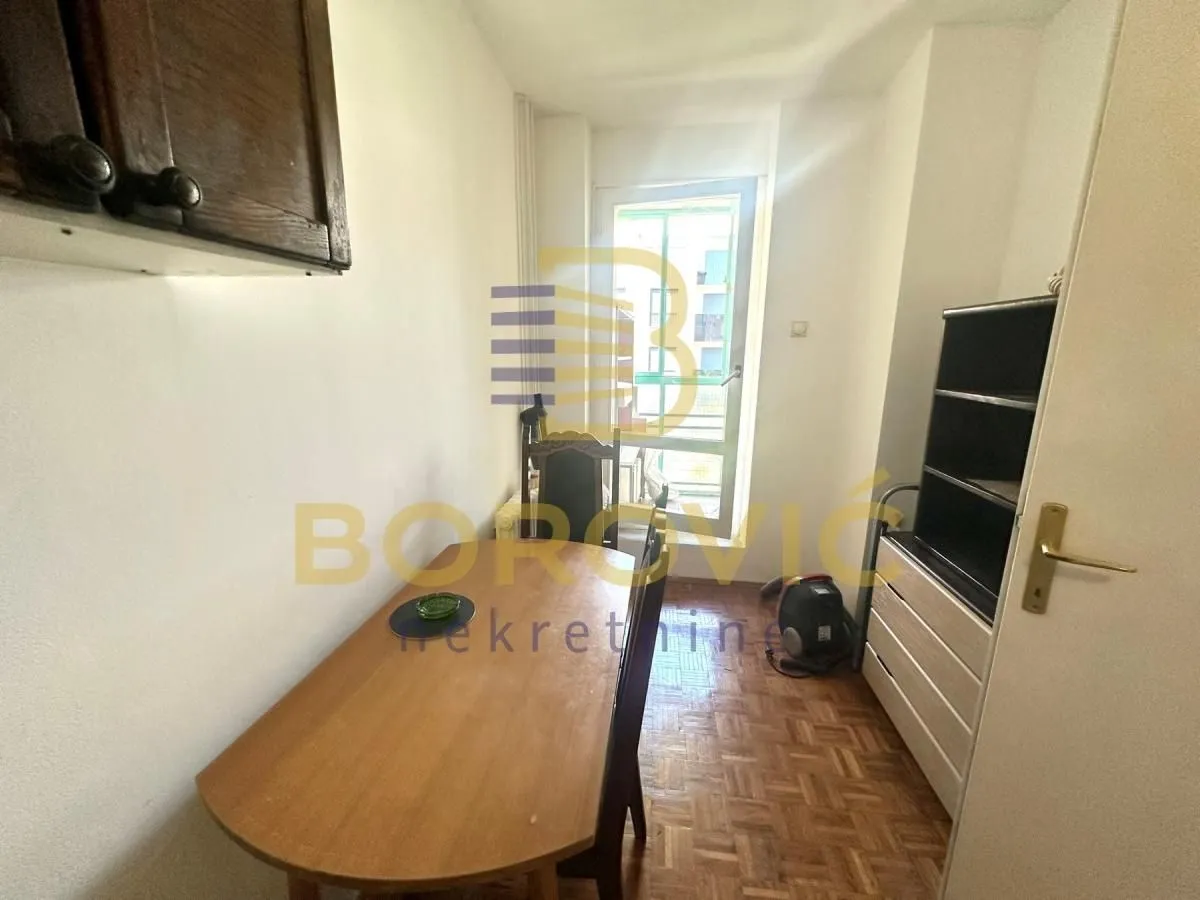 Rent, two bedroom apartment, 44m², Crveni Krst, Beograd