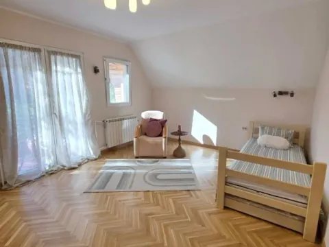 Sale, house, 220m², Vrčin, Grocka - image 7