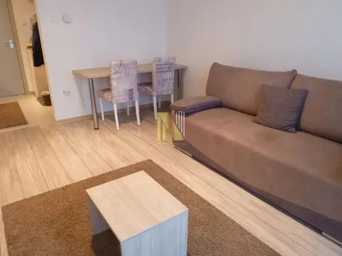Izdavanje, garsonjera, 25m², Centar, Novi Sad - image 3