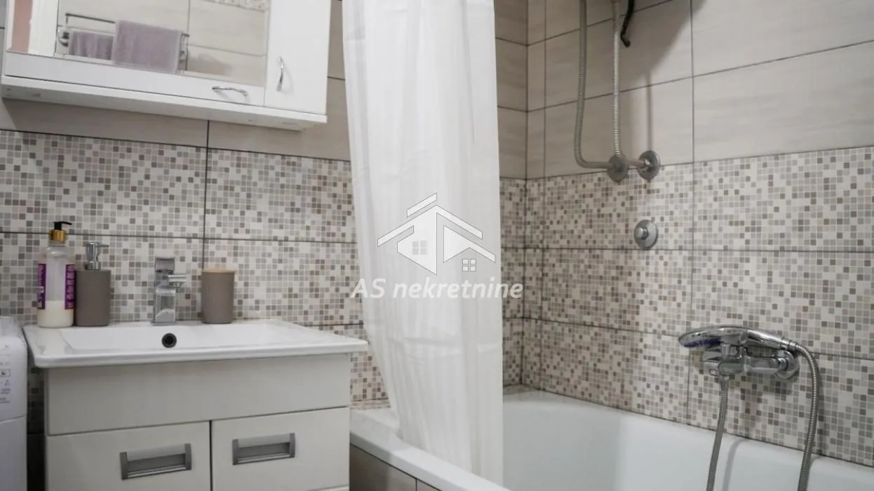 Rent, one bedroom apartment, 50m², Novi Beograd Blok 61, Novi Beograd Sve Podlokacije