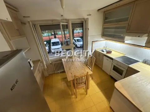 Izdavanje, dvosoban stan, 60m², Centar, Novi Sad - image 3