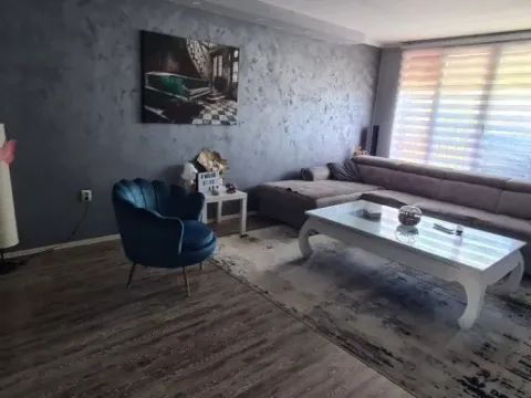 Sale, four bedroom apartment, 110m², Cetinje, Crna Gora