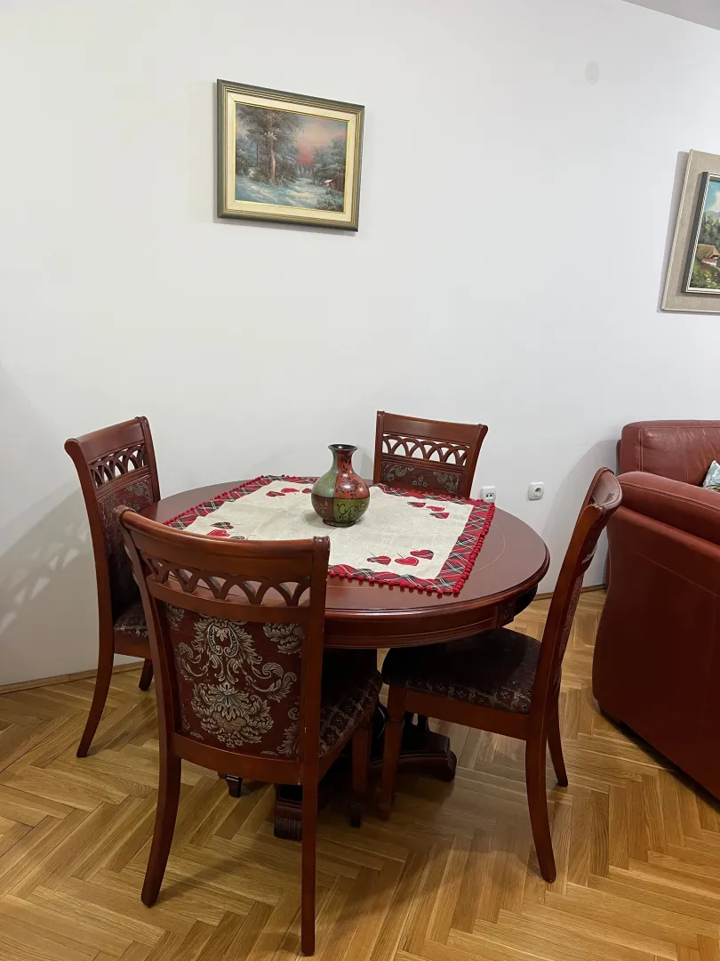 Izdavanje, jednosoban stan, 42m², Blok 9, Podgorica