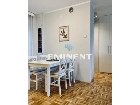 Izdavanje, trosoban stan, 67m², Novi Beograd Blok 23, Novi Beograd Sve Podlokacije - image 5