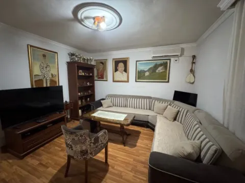 Rent, house, 110m², Konik, Podgorica - image 2