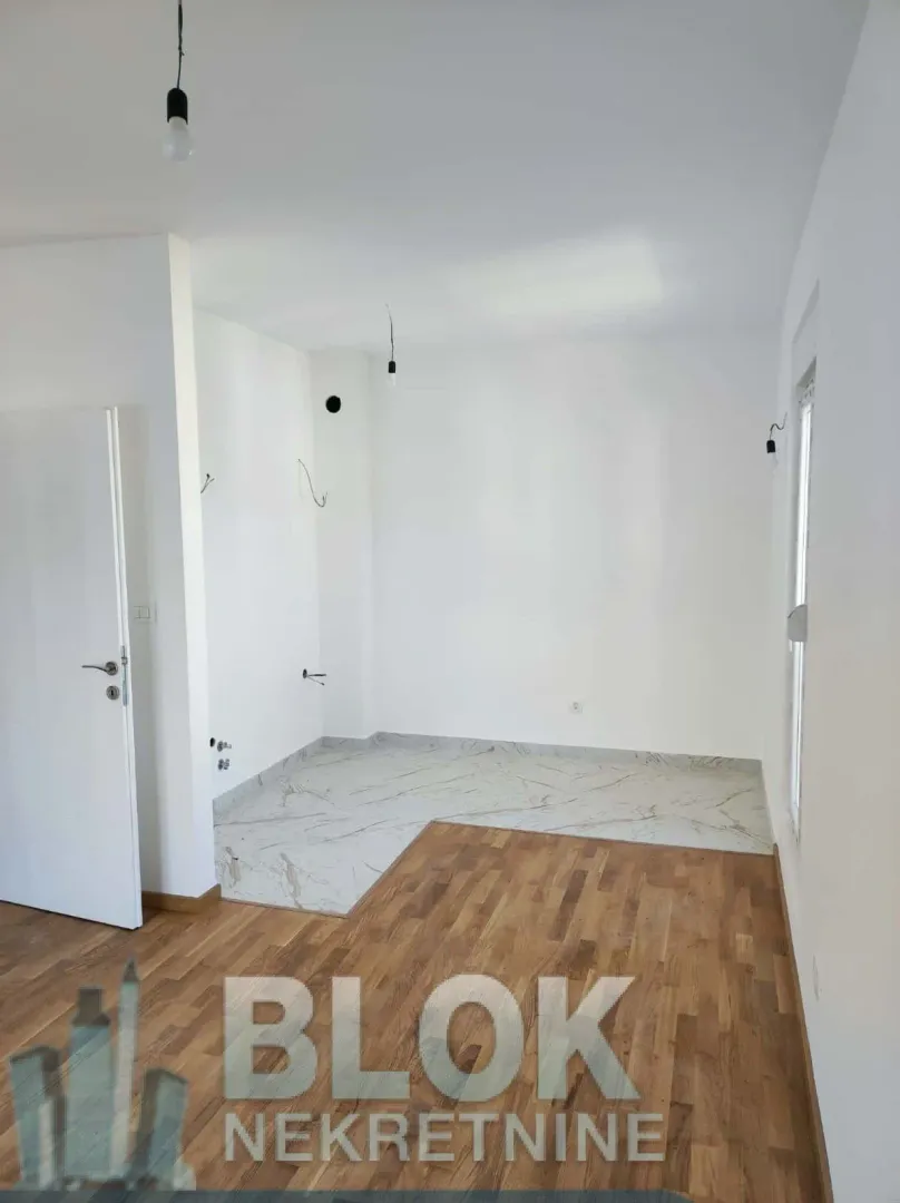 Izdavanje, jednosoban stan, 45m², Zagorič, Podgorica