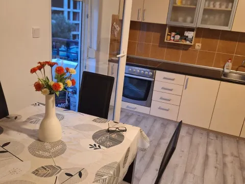 Izdavanje, jednosoban stan, 43m², Budva, Crna Gora - image 2