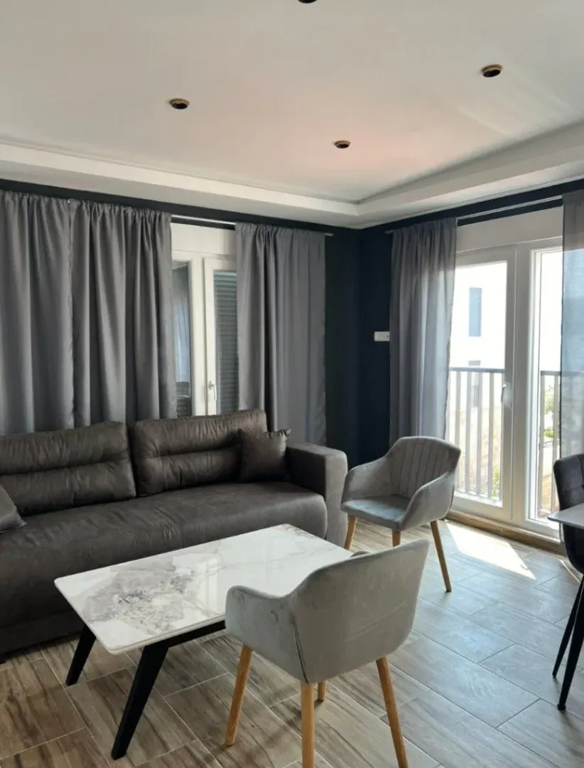 Rent, two bedroom apartment, 70m², Kalimanj, Tivat