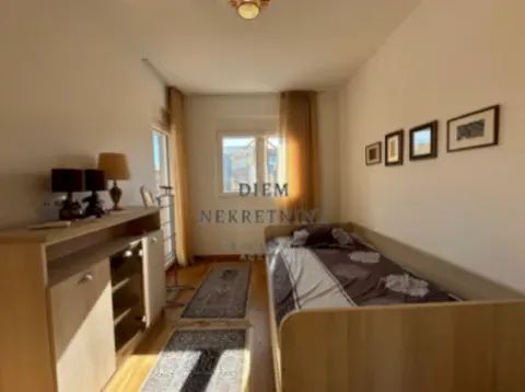 Izdavanje, dvosoban stan, 72m², New City, Podgorica - image 4