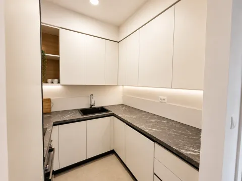 Izdavanje, četvorosoban stan, 113m², Master Kvart, Podgorica - image 5