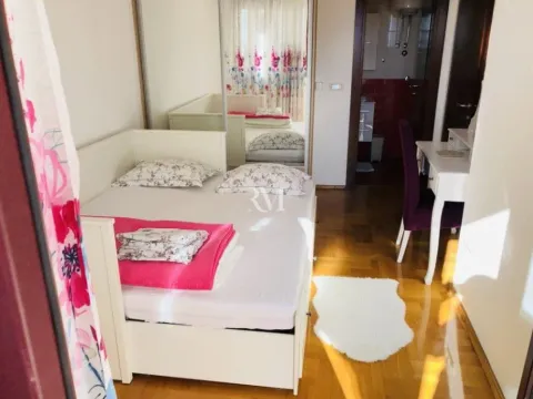 Rent, two bedroom apartment, 109m², Bečići, Budva - image 12