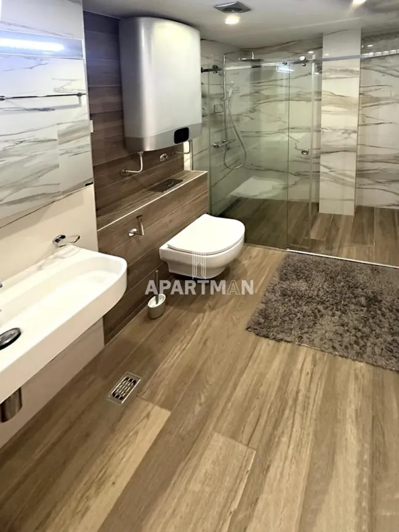 Rent, two bedroom apartment, 69m², Vračar Hram, Vračar Sve Podlokacije