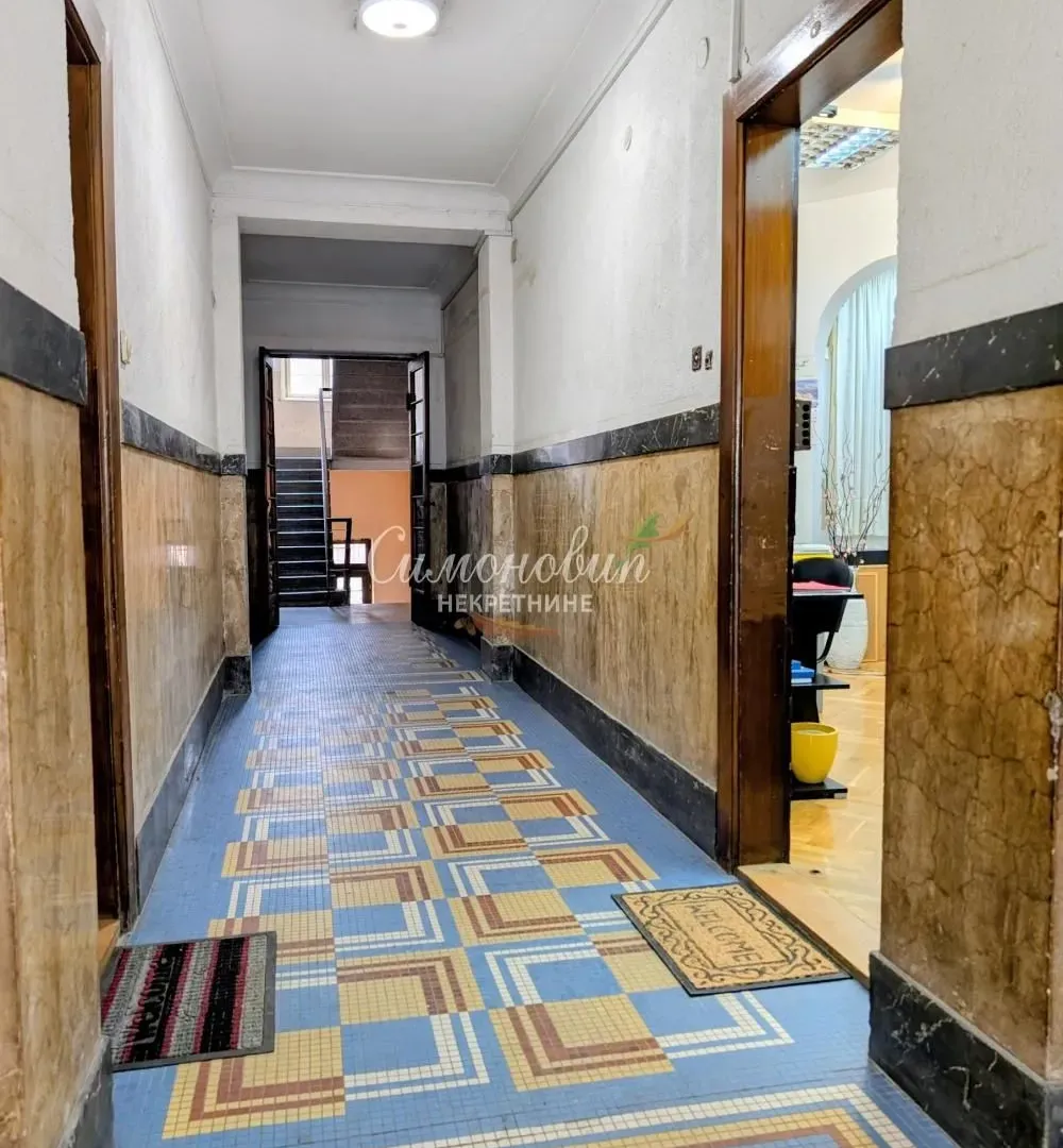 Sale, one bedroom apartment, 41m², Kalenić Pijaca, Vračar Sve Podlokacije