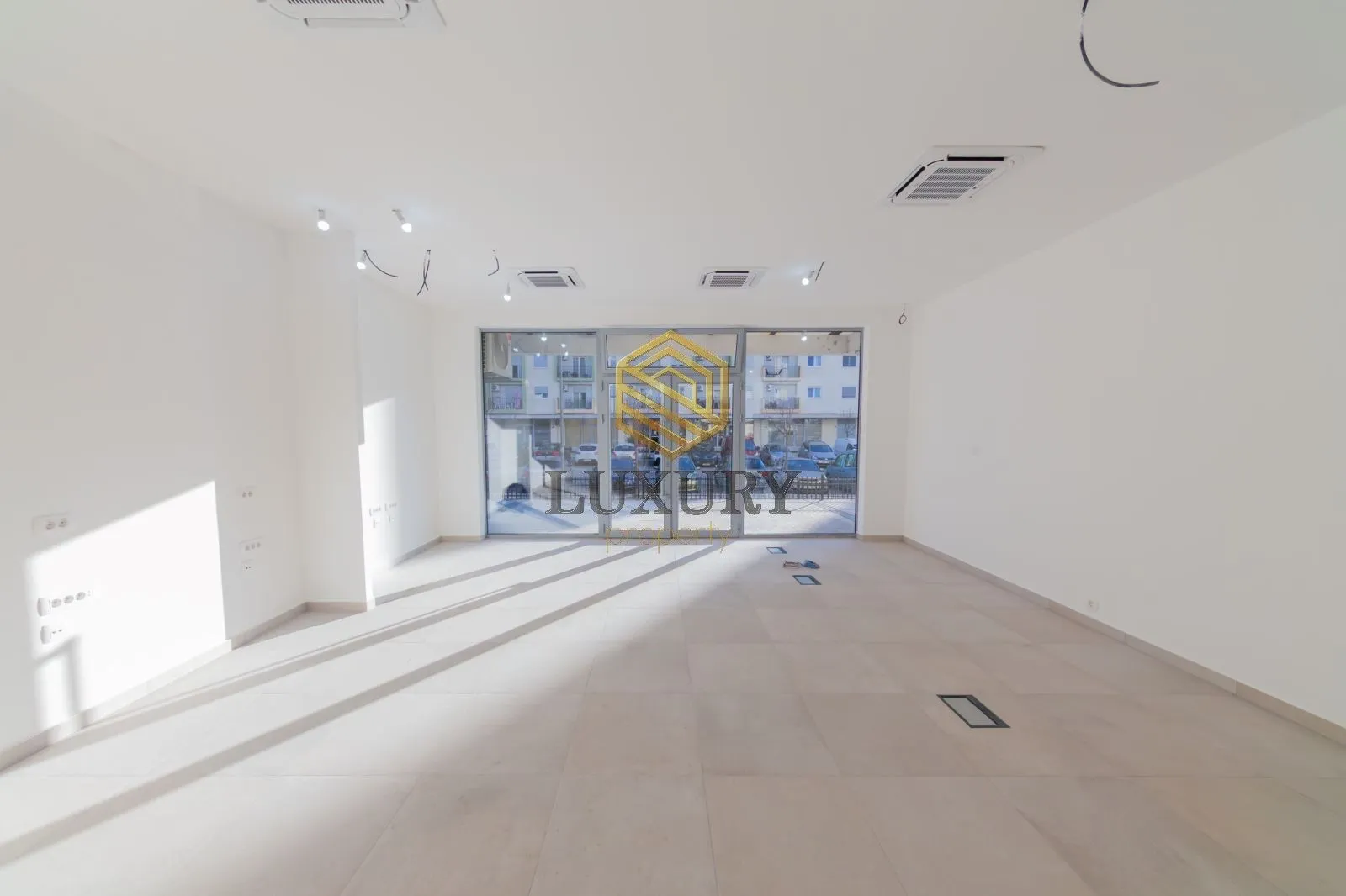 Sale, office space, 46m², Zabjelo, Podgorica