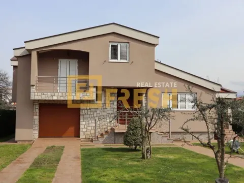 Sale, house, 200m², Zabjelo, Podgorica - image 10