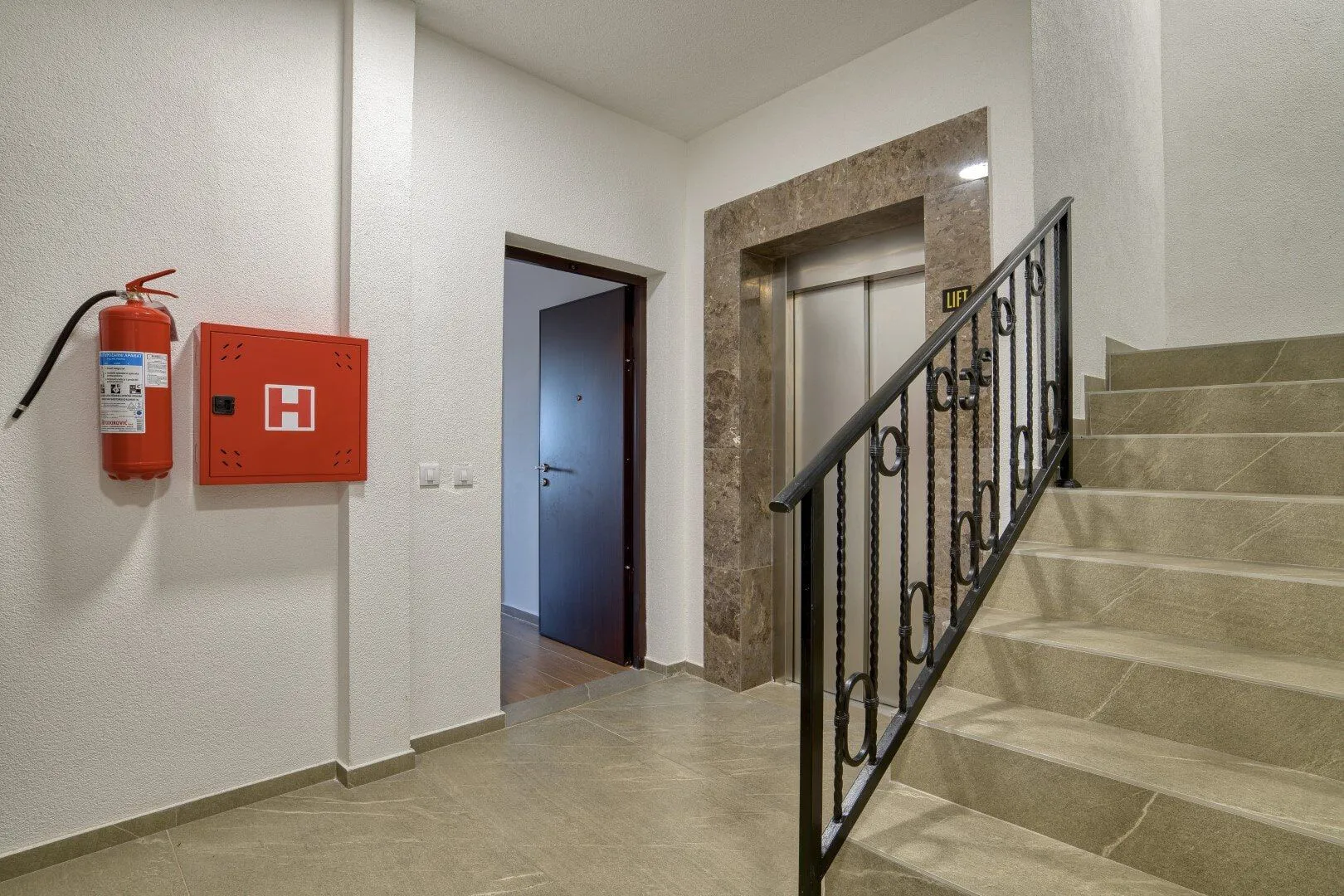 Prodaja, jednosoban stan, 53m², Budva, Crna Gora