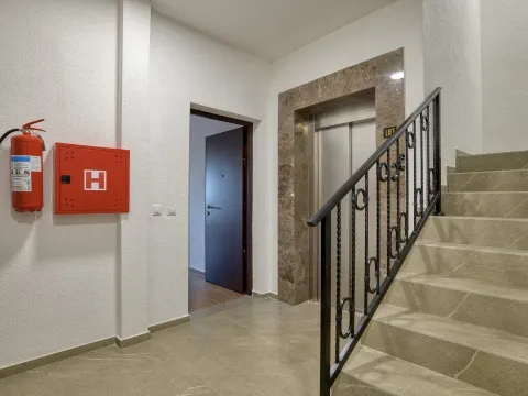 Prodaja, jednosoban stan, 53m², Budva, Crna Gora - image 13