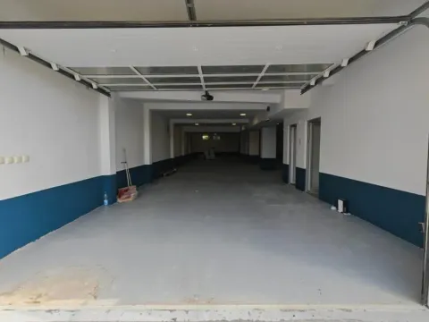 Izdavanje, poslovni prostor, 290m², Brace Jerković, Voždovac Sve Podlokacije - image 4