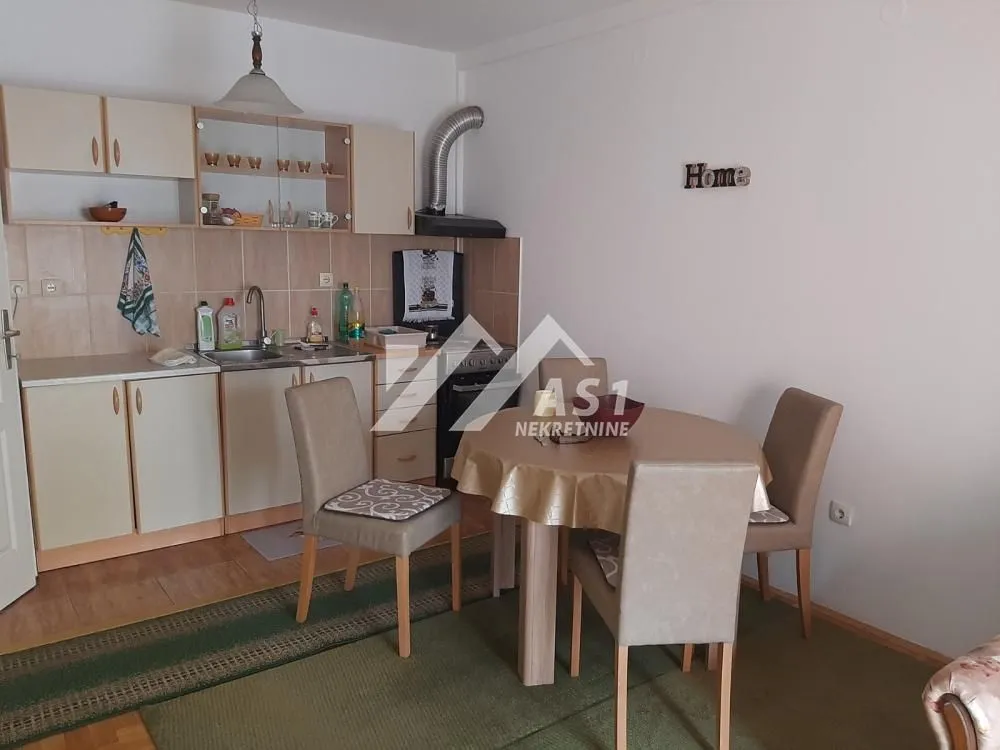 Izdavanje, jednosoban stan, 38m², Nova Detelinara, Novi Sad Sve Podlokacije