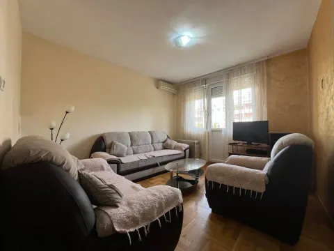 Izdavanje, jednosoban stan, 51m², Preko Morače, Podgorica