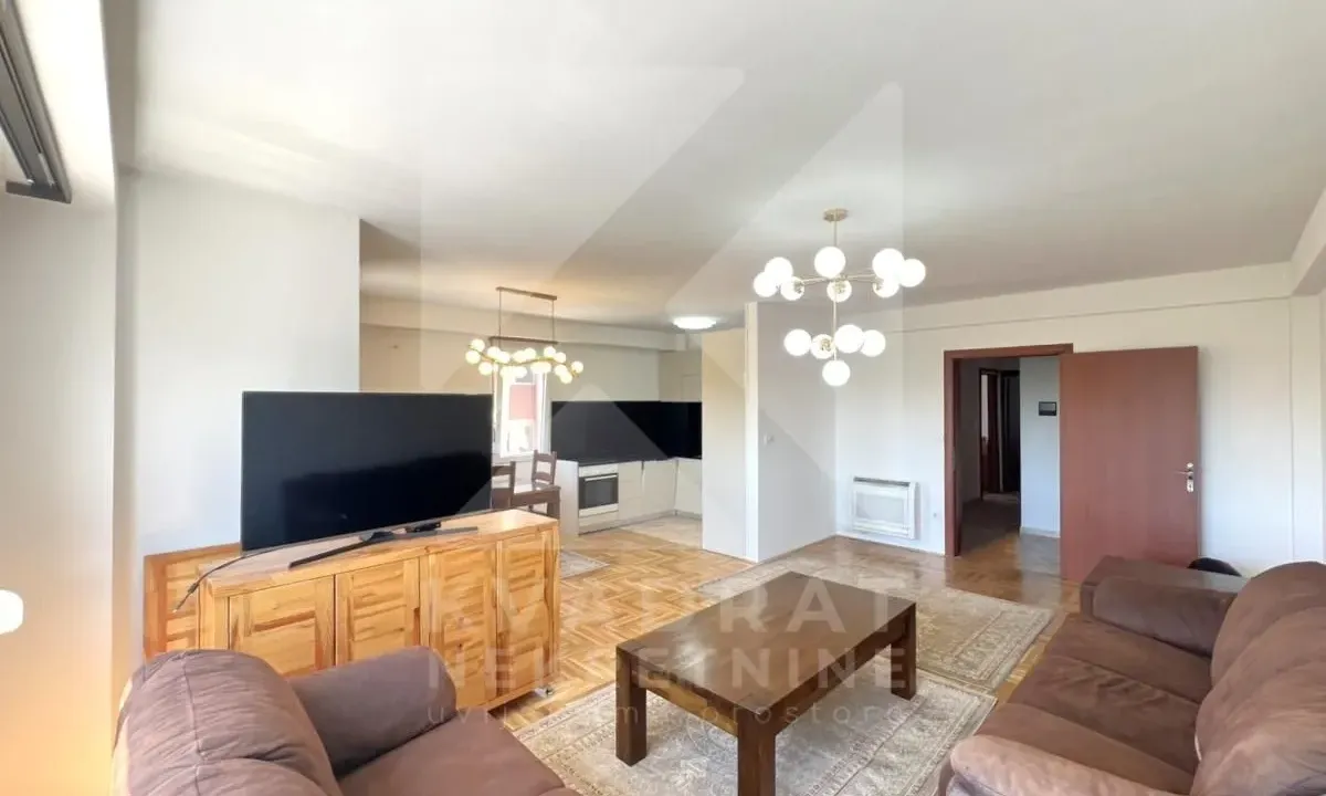 Izdavanje, trosoban stan, 92m², 1 maj, Podgorica
