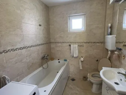 Izdavanje, kuća, 150m², Grocka, Beograd - image 8