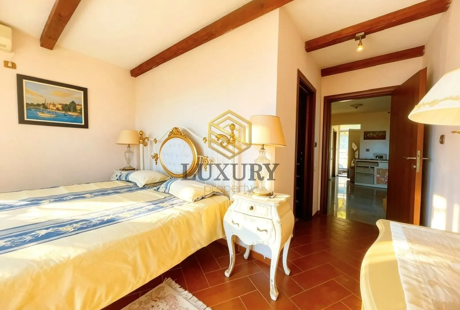 Rent, house, 230m², Bečići, Budva