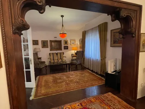 Izdavanje, kuća, 300m², Vračar Sve Podlokacije, Beograd - image 14