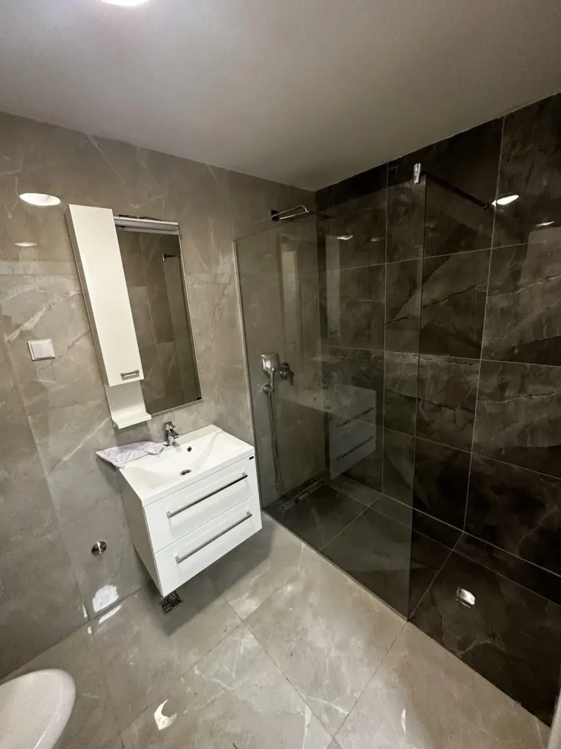 Izdavanje, jednosoban stan, 55m², Ljubović, Podgorica
