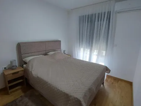 Rent, one bedroom apartment, 47m², New City, Podgorica - image 9