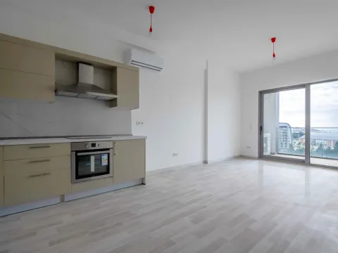 Prodaja, dvosoban stan, 75m², Centar, Bar - image 3