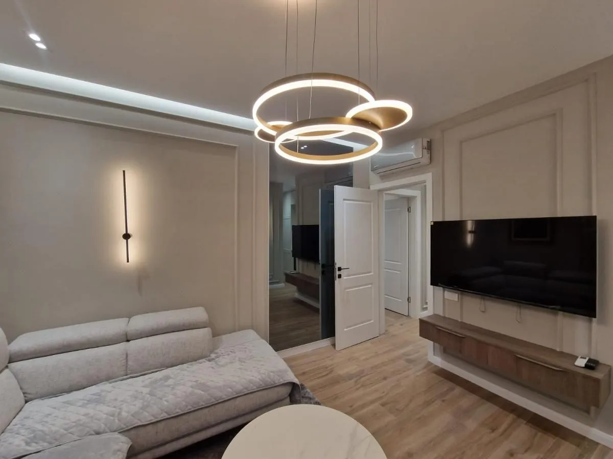 Rent, two bedroom apartment, 72m², Tivat, Crna Gora
