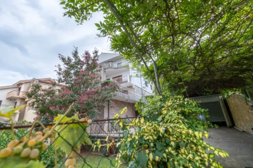 Rent, apartment, 145m², Momišići, Podgorica