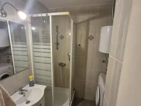 Izdavanje, jednosoban stan, 34m², Grbavica, Novi Sad Sve Podlokacije - image 8