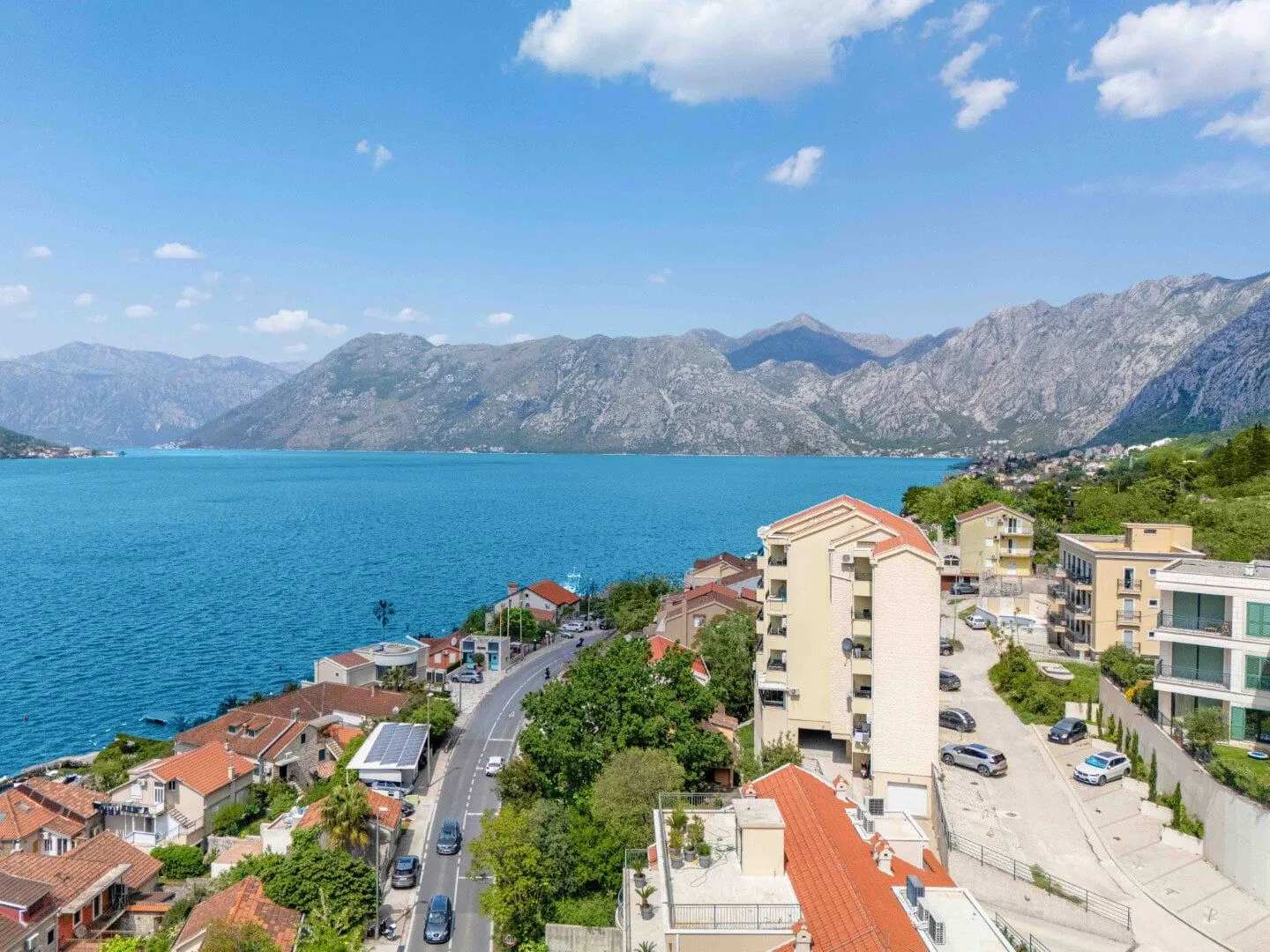 Prodaja, dvosoban stan, 85m², Prčanj, Kotor