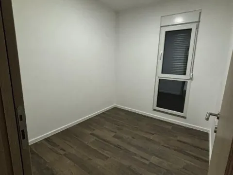 Izdavanje, trosoban stan, 65m², Vidovdansko naselje, Novi Sad Sve Podlokacije - image 10