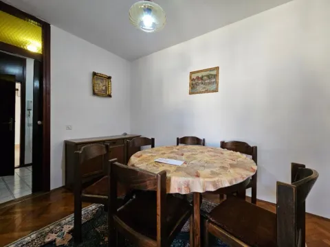 Izdavanje, jednosoban stan, 50m², Centar, Bar - image 9